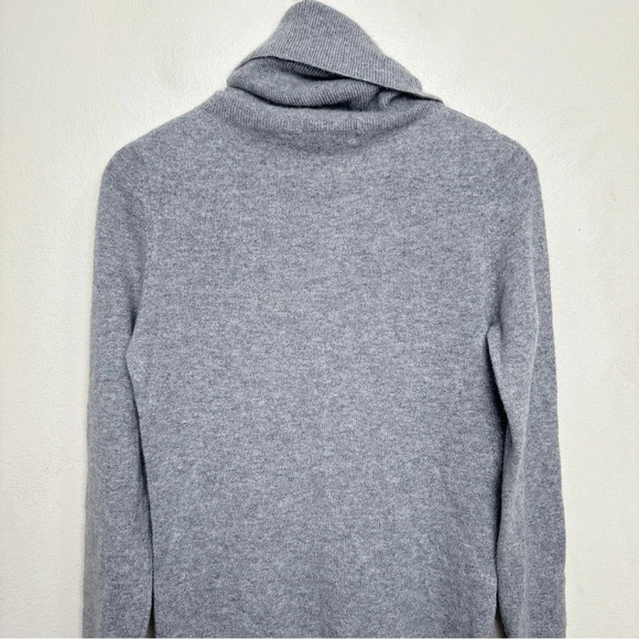 Michael Michael Kors Womens Small Turtle Neck Cashmere Grey Sweater - Picture 12 of 15